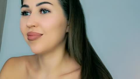 Mia Martskaya online show from 04/12/26, 11:04