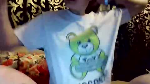 Snapshot of mia750 chatting on 01/06/25, 10:37 Mia online show from 01/06/25, 10:37