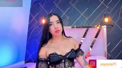 Snapshot of mia77_ chatting on 07/19/26, 01:20 Mia online show from 07/19/26, 01:20