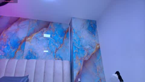 Emi online show from 04/18/26, 07:58