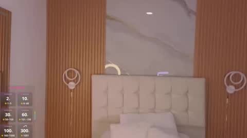 mia online show from 10/15/25, 10:10