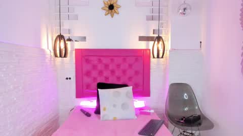 Mia Blonde online show from 02/19/25, 07:38