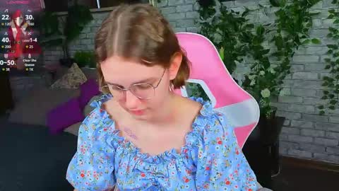 mia__mooore online show from 03/06/26, 01:29