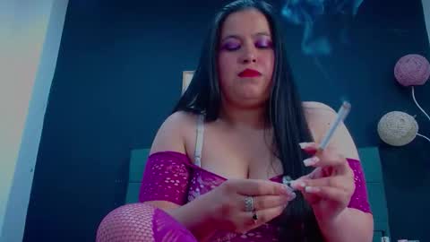 C A L L  M E  M I A  online show from 11/04/25, 05:50