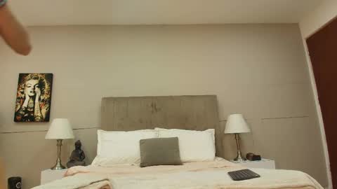 Snapshot of mia__zoe chatting on 05/27/26, 03:25 Mia Zoe online show from 05/27/26, 03:25