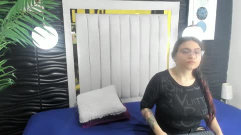 Dreams Couple online show from 01/07/25, 07:06