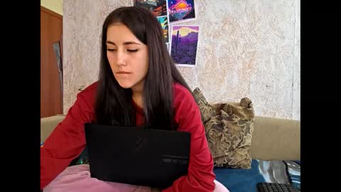 mia_beauti_live online show from 04/20/26, 11:24