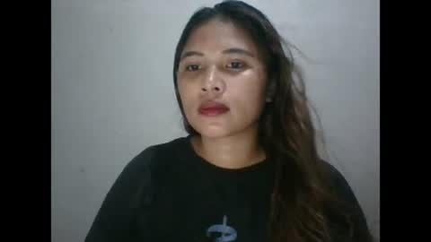 mia_bella04 online show from 02/02/25, 06:37