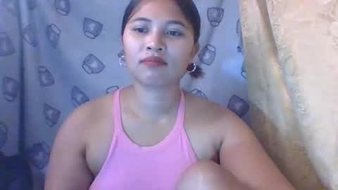 mia_bella04 online show from 12/03/25, 12:51
