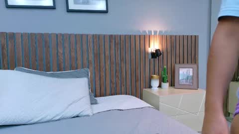 Mia Bellefort online show from 02/21/26, 08:43