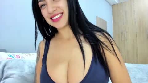 Snapshot of mia_belmonte chatting on 07/11/26, 08:44 mia_belmonte online show from 07/11/26, 08:44