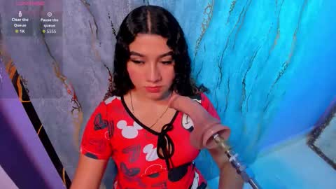 Snapshot of mia_cataleiya chatting on 10/14/25, 11:22 mia online show from 10/14/25, 11:22