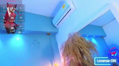 Snapshot of mia_collins09 chatting on 03/01/26, 05:20 mia_collins09 online show from 03/01/26, 05:20