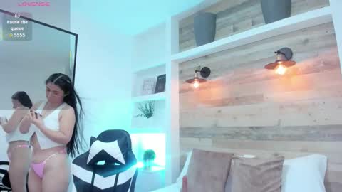 M I A  online show from 02/03/26, 02:21