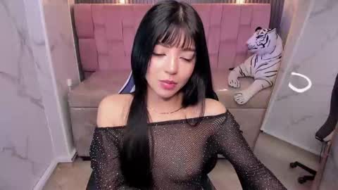 mia_collins_b online show from 10/08/25, 01:20