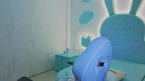 Snapshot of mia_cuttee chatting on 10/31/25, 03:29 Mia Cuttee online show from 10/31/25, 03:29