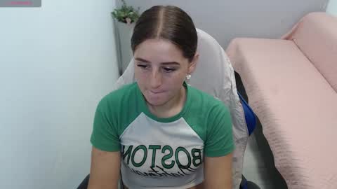 Snapshot of mia_diaz1 chatting on 02/10/26, 02:21 Mia online show from 02/10/26, 02:21