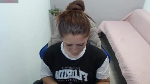 Snapshot of mia_diaz1 chatting on 03/03/26, 01:39 Mia online show from 03/03/26, 01:39