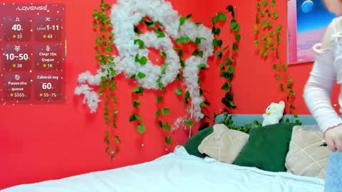 Mia online show from 02/10/26, 02:59