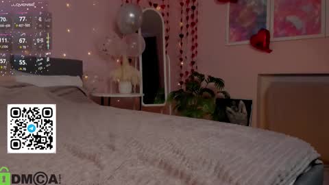 Mia online show from 02/28/26, 03:18