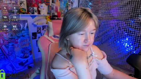 Mia online show from 03/30/26, 03:07