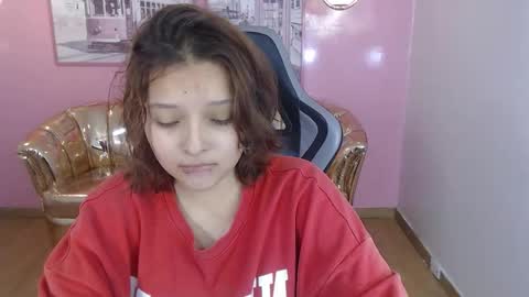 Mia online show from 12/18/25, 01:17