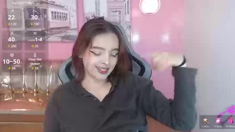 Mia online show from 01/06/26, 01:15