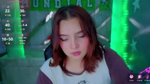 Snapshot of mia_foster_t chatting on 07/06/26, 03:58 Mia online show from 07/06/26, 03:58