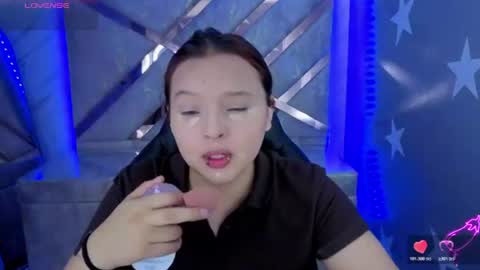 Snapshot of mia_foster_t chatting on 07/19/26, 01:37 Mia online show from 07/19/26, 01:37