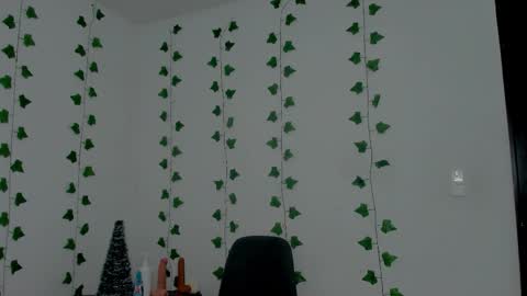 MIA online show from 12/22/25, 10:18