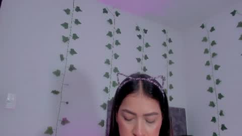 Snapshot of mia_garcia2 chatting on 06/13/26, 11:02 MIA online show from 06/13/26, 11:02