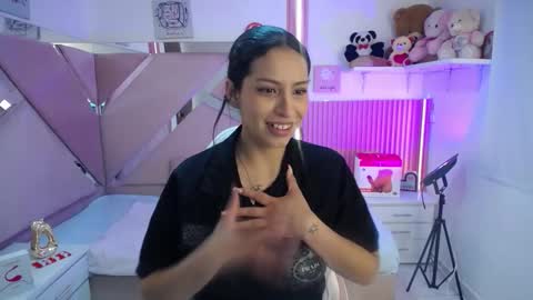 mia_garcia28 online show from 01/07/26, 08:00