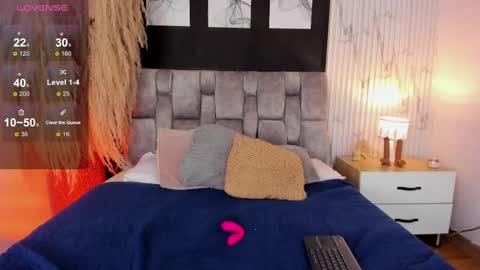 M I A  online show from 03/06/25, 02:40