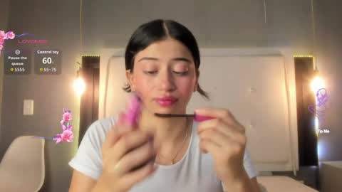 Snapshot of mia_gomez52 chatting on 05/18/26, 08:03 mia online show from 05/18/26, 08:03