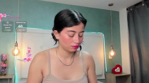 Snapshot of mia_gomez52 chatting on 05/25/26, 02:01 mia online show from 05/25/26, 02:01