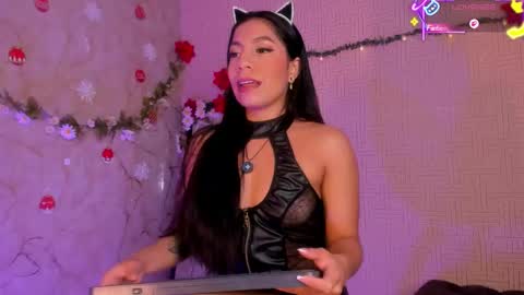 Mia online show from 01/06/26, 12:09