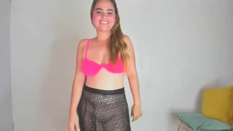 Mia online show from 01/22/25, 02:48