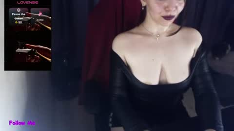 Snapshot of mia_joy8 chatting on 06/25/26, 04:00 MiaJoy online show from 06/25/26, 04:00