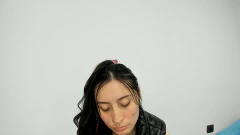 mia kaneee online show from 12/02/24, 11:29