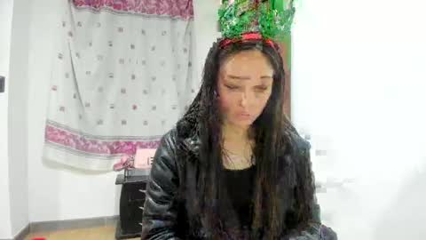 mia kaneee online show from 12/10/24, 01:32