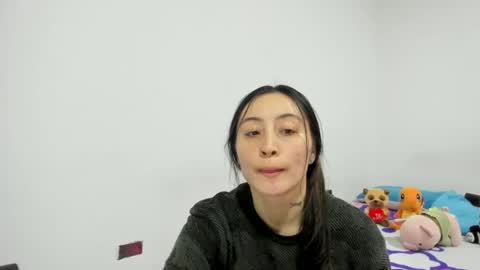 mia kaneee online show from 12/28/24, 05:33