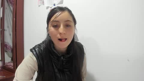 mia kaneee online show from 02/16/25, 12:41