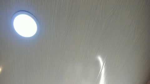 Mia online show from 10/04/25, 03:04