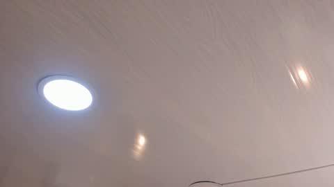 Mia online show from 11/12/25, 03:07