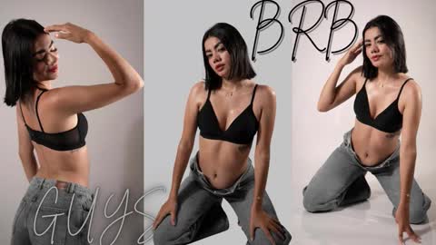 Mia online show from 11/13/25, 03:05