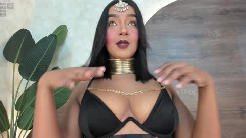mia_lacy online show from 01/30/25, 07:37