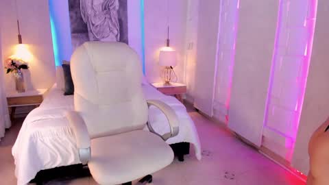 Mia Lane online show from 06/02/26, 08:44