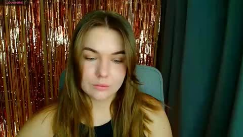 mia_lemm online show from 02/03/26, 06:40