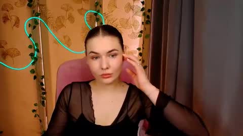 mia_lemm online show from 05/22/26, 06:42
