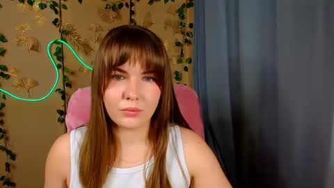 mia_lemm online show from 06/04/26, 07:36